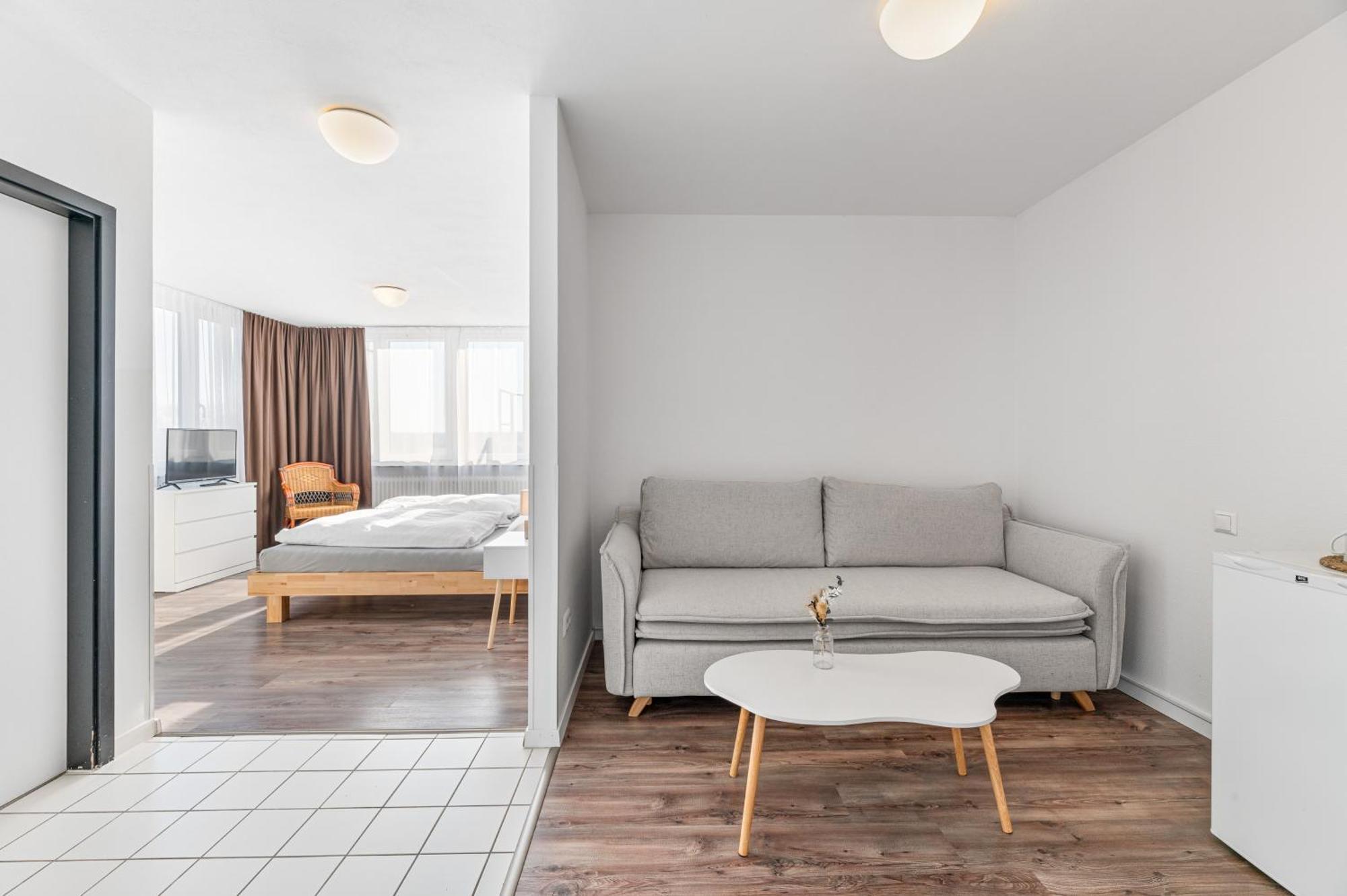 Atelierhaus Budget Hotel Filderstadt Exterior foto